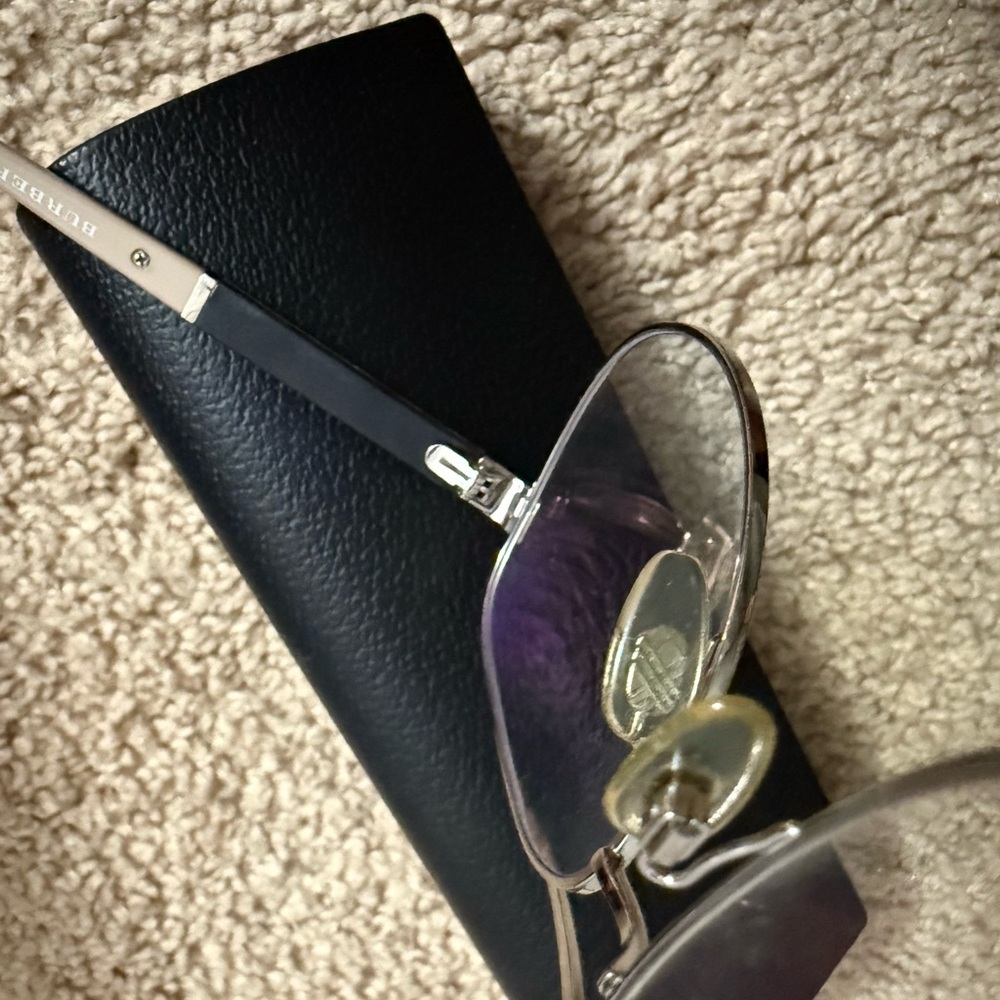 Burberry eyeglasses - Picture 8 of 10
